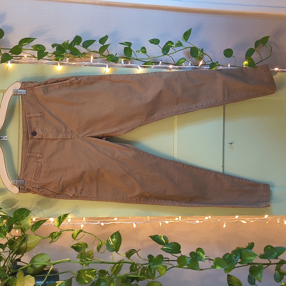 Men's American Eagle Flex Tapered Leg Khaki Chino 32 × 32